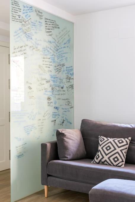 Apartamento Moderno En Triana 2 Dormitorios Y Aire Acondicionado 塞维利亚 外观 照片