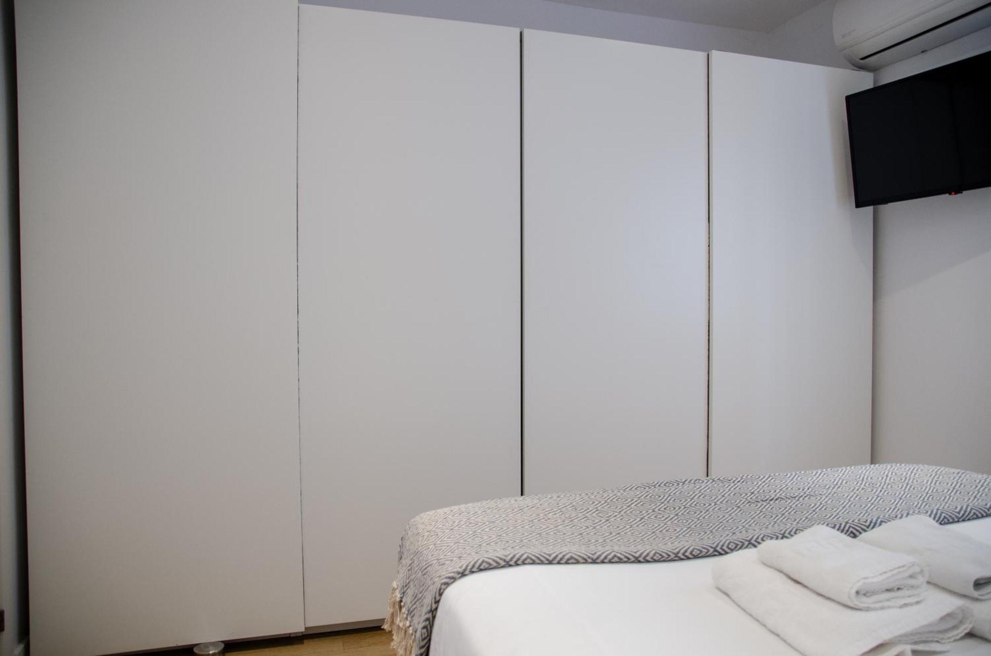 Apartamento Moderno En Triana 2 Dormitorios Y Aire Acondicionado 塞维利亚 外观 照片