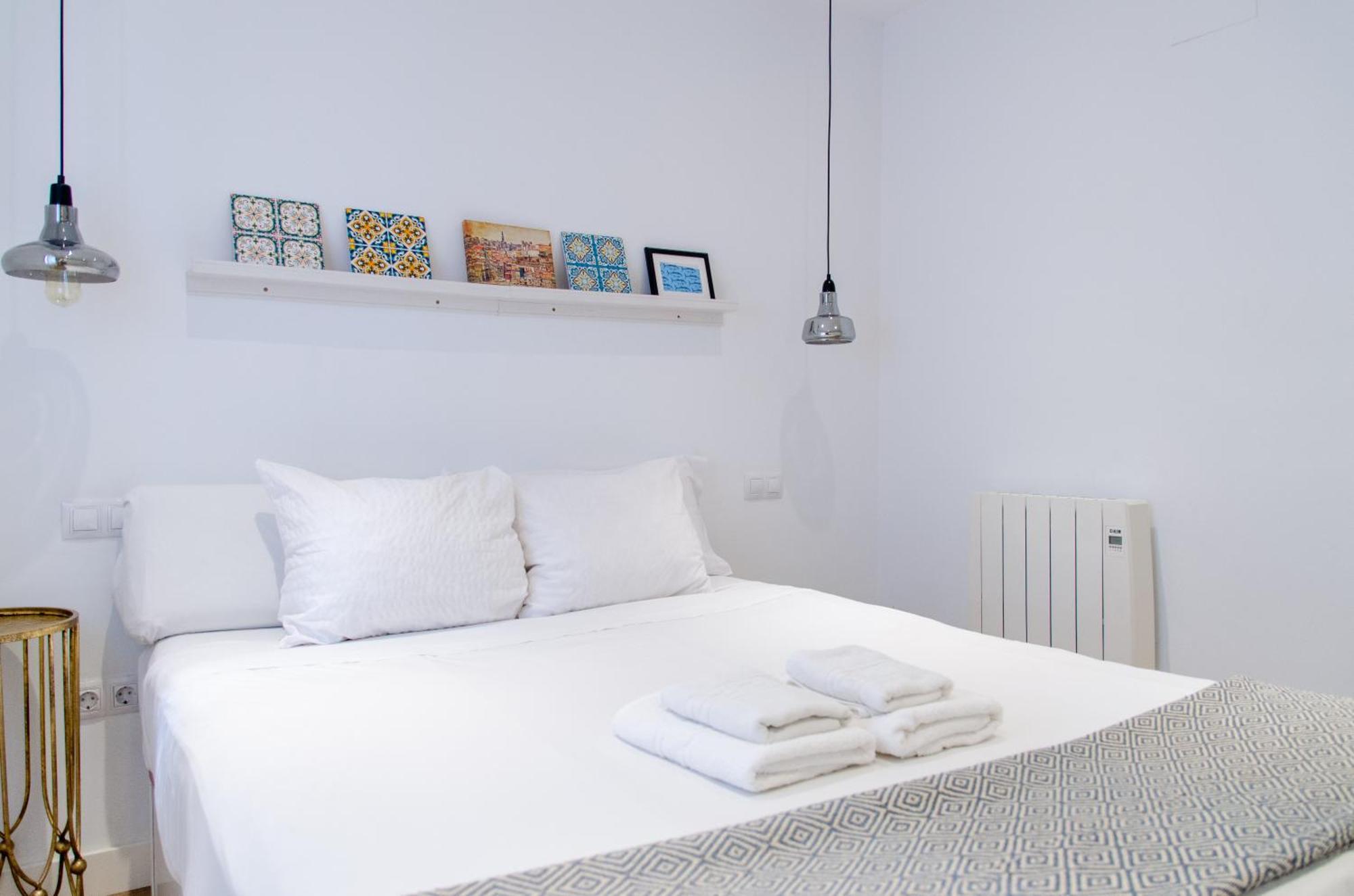 Apartamento Moderno En Triana 2 Dormitorios Y Aire Acondicionado 塞维利亚 外观 照片