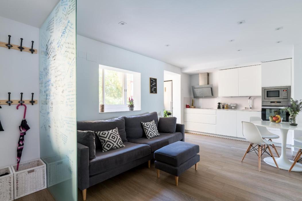 Apartamento Moderno En Triana 2 Dormitorios Y Aire Acondicionado 塞维利亚 外观 照片