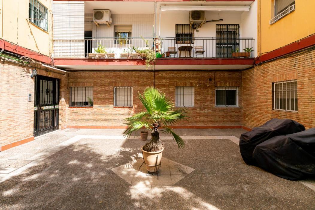 Apartamento Moderno En Triana 2 Dormitorios Y Aire Acondicionado 塞维利亚 外观 照片